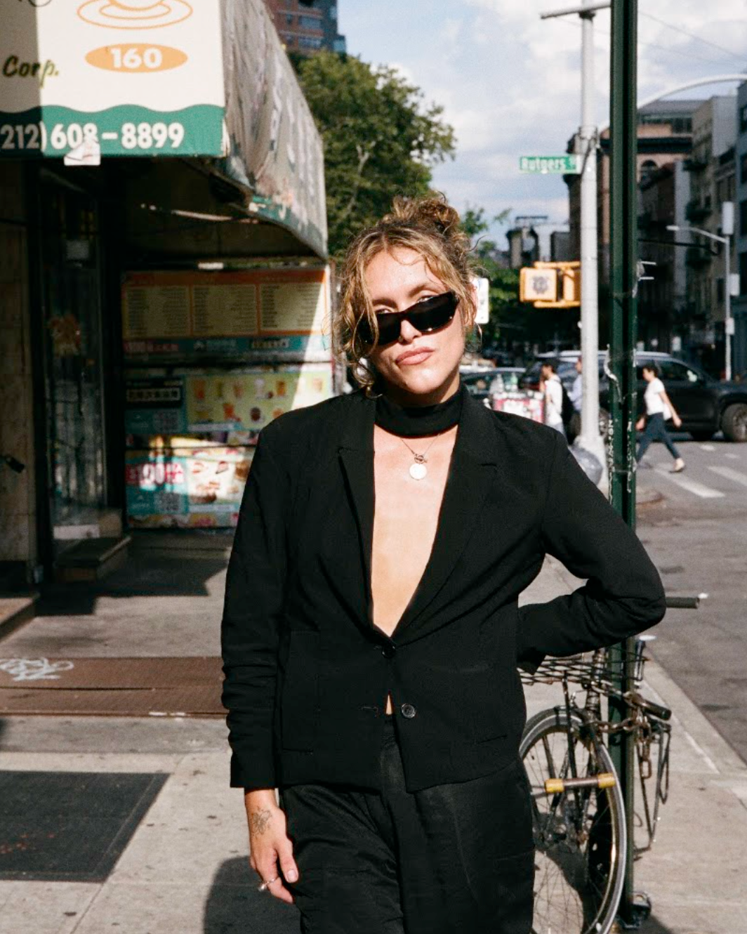 Arezou Blazer