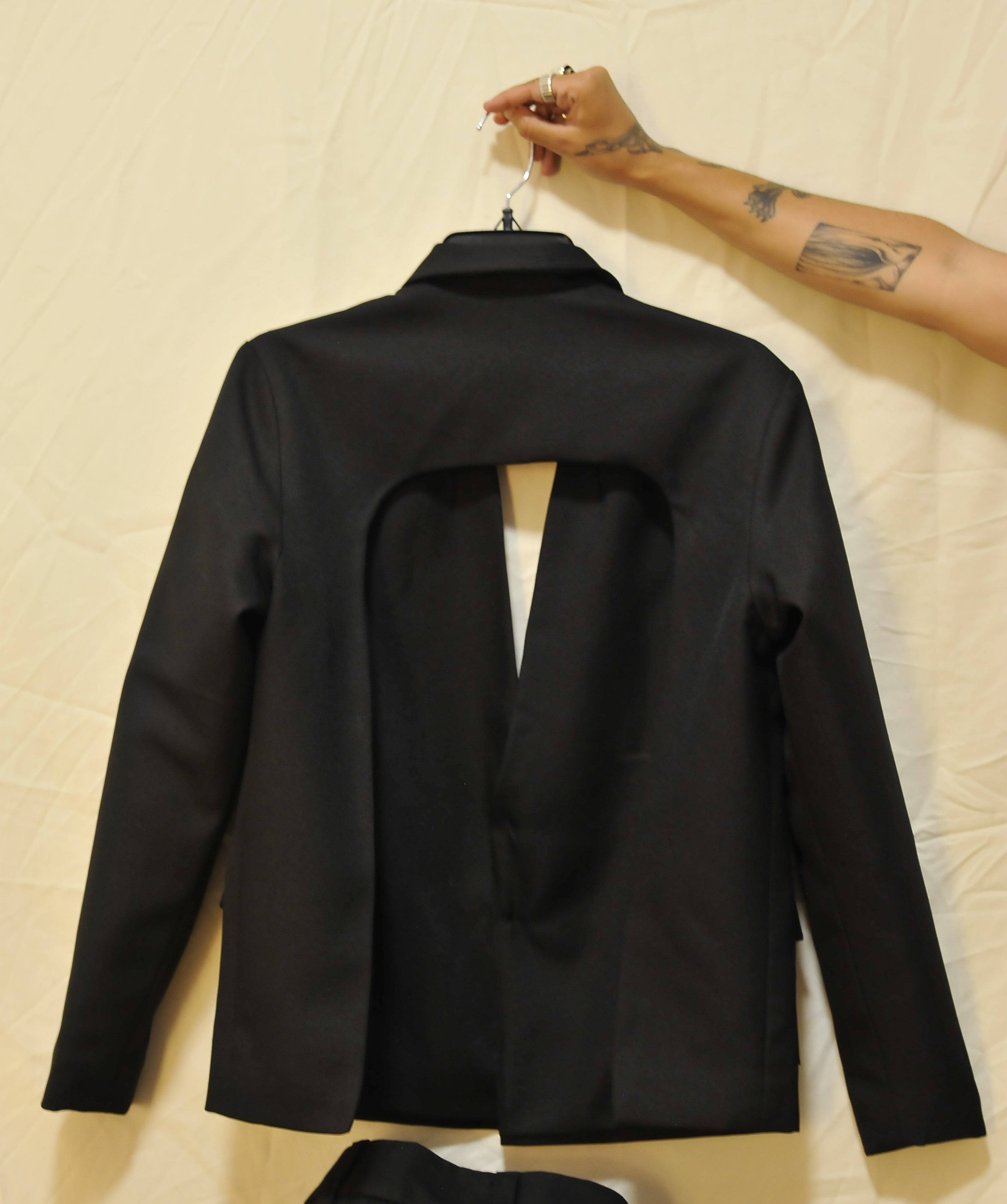 Backless Shirin Blazer